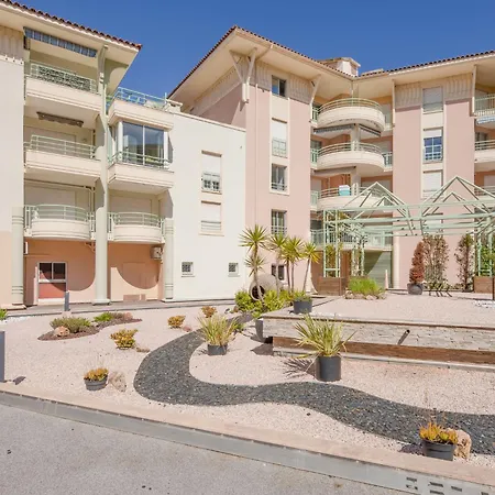 Appartamento Quartier Latin-13 By Interhome