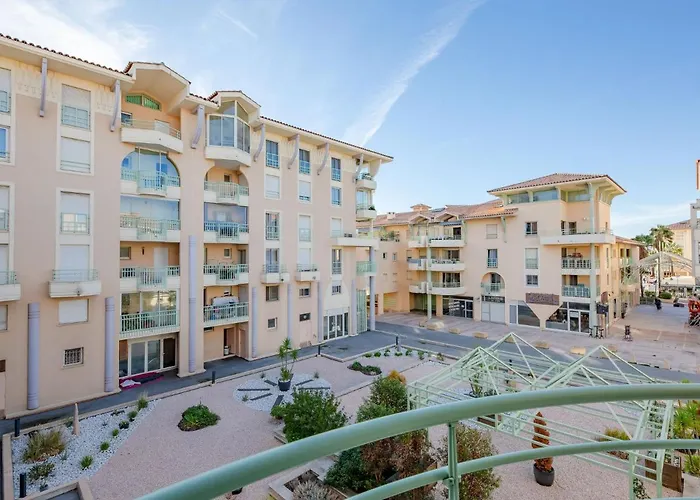 Quartier Latin-13 By Interhome