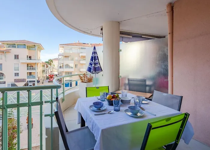 Quartier Latin-13 By Interhome
