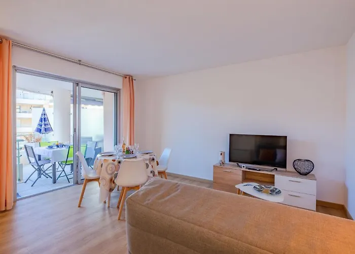 Quartier Latin-13 By Interhome Frejus